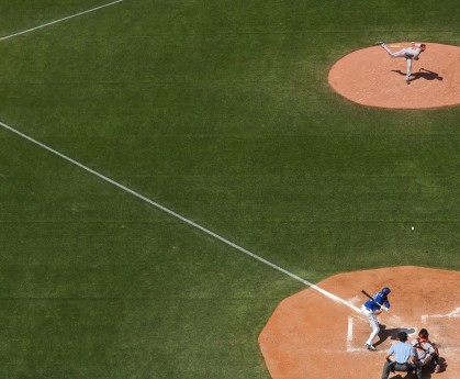 开云体育-草根逆袭神话，新西兰全黑精神正面击溃巴萨，卢卡库式锋霸令对手无解