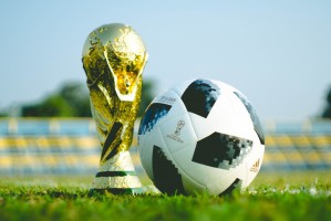 开云体育入口-风车旋停之处，金靴破局—2026世界杯B组斯洛伐克VS荷兰，孙兴慜的节奏驯服术