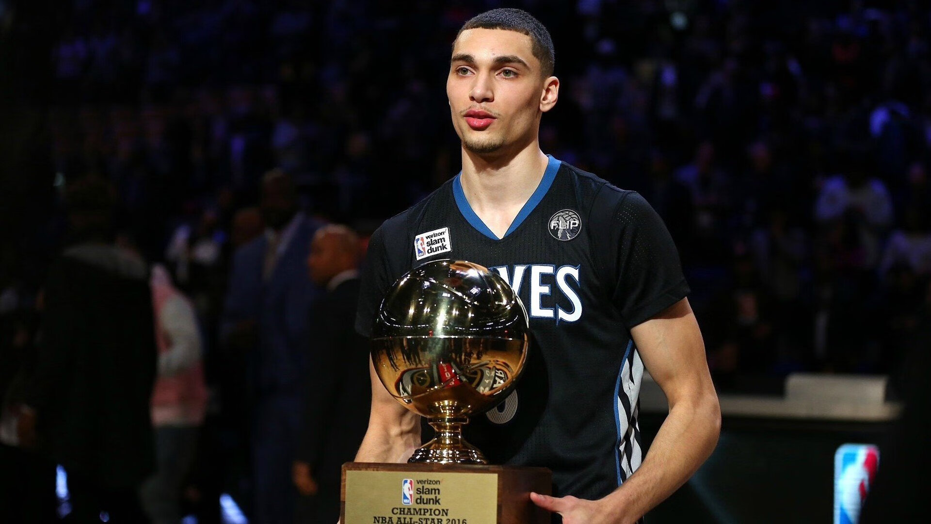 阿什拉夫之夜,一道闪电,照亮了北美足球的黎明