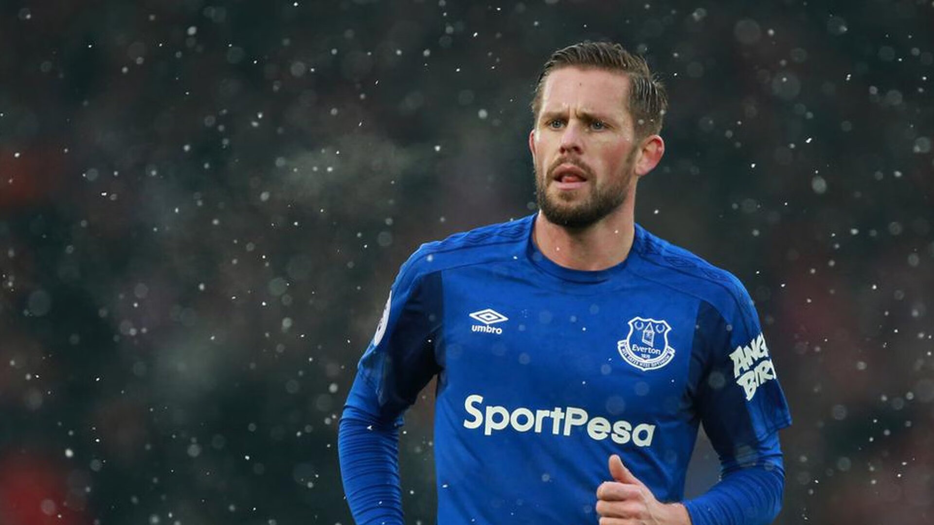 乔治舞台越大越强,新疆队巅峰对决淬炼骑士之魂