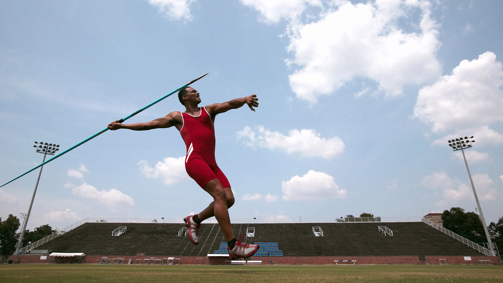 范弗利特,暗夜淬火,巨星于无声处听惊雷