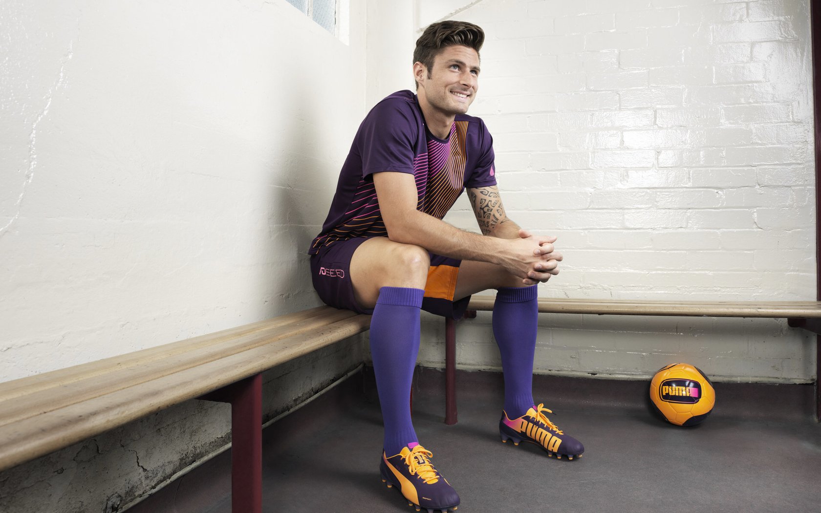 富安健洋，从冷门制造者到关键先生的逆袭密码